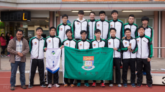 HKU Men's team receiving the Men's team Third place award